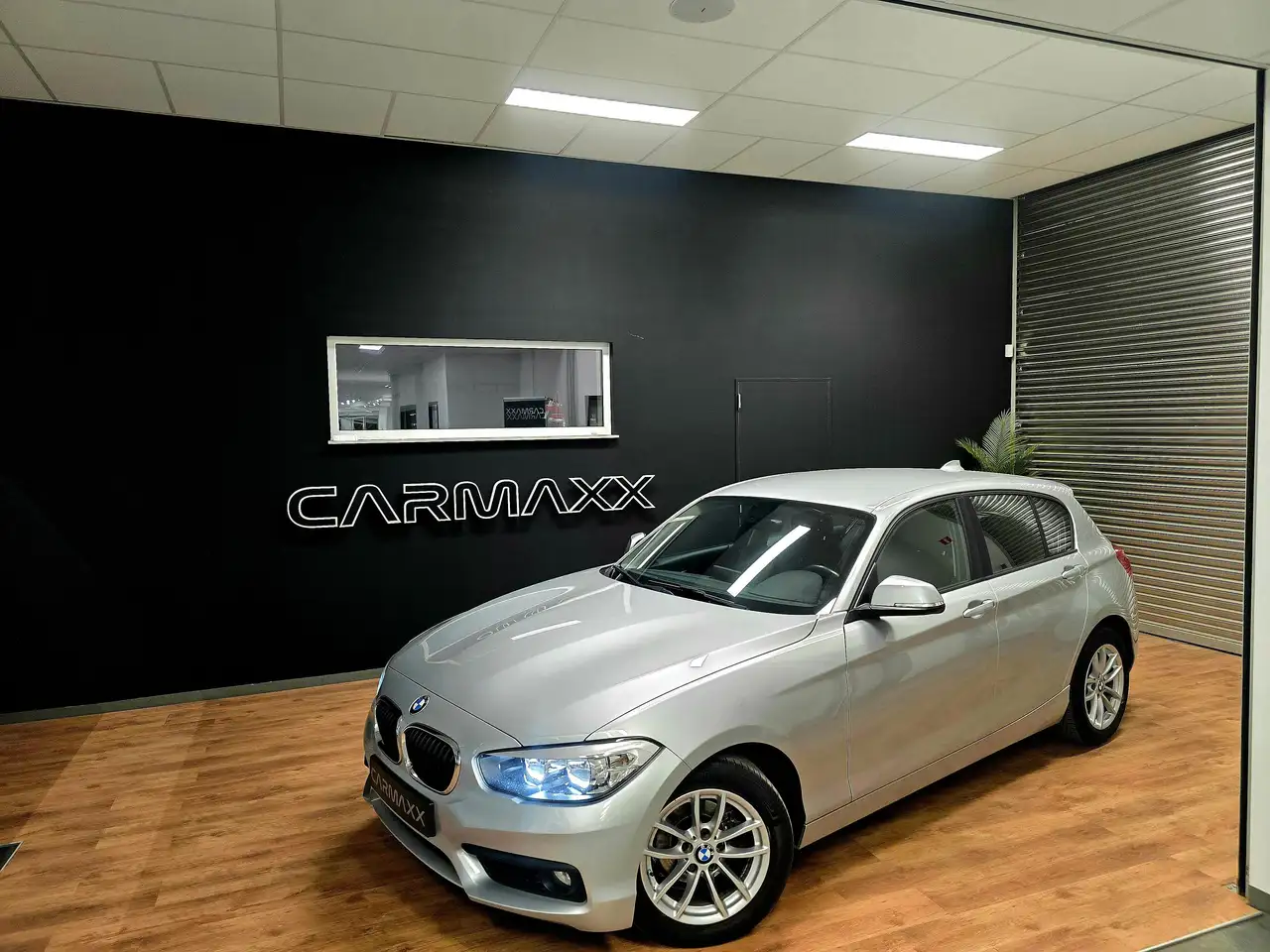BMW 118